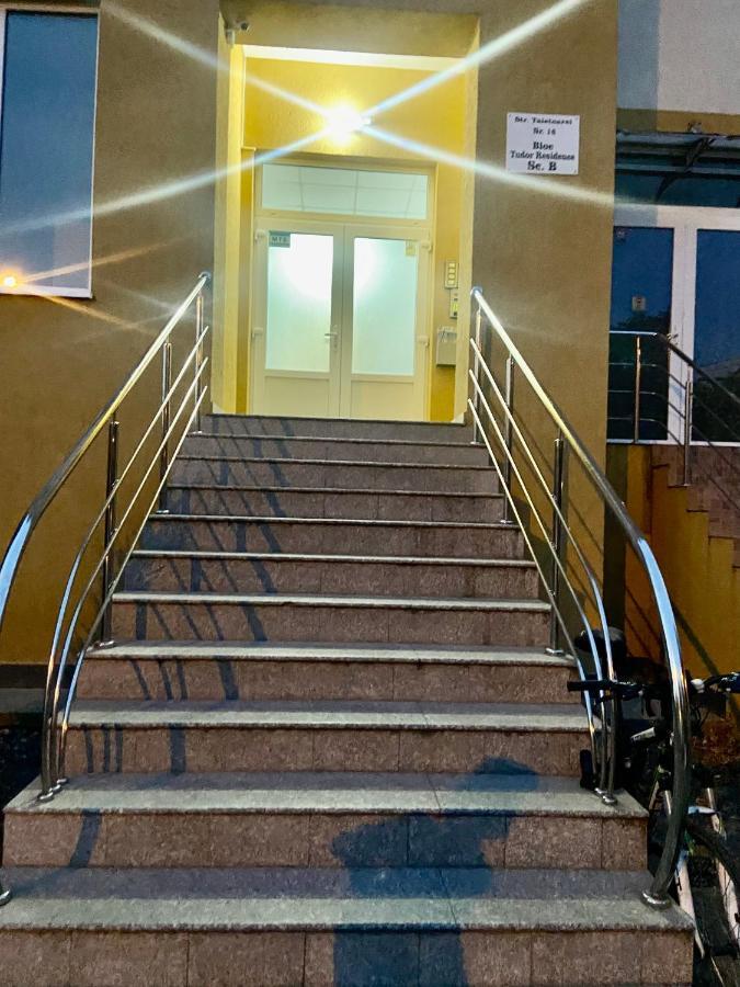 Iulius Mall Comfort Iasi Exteriör bild